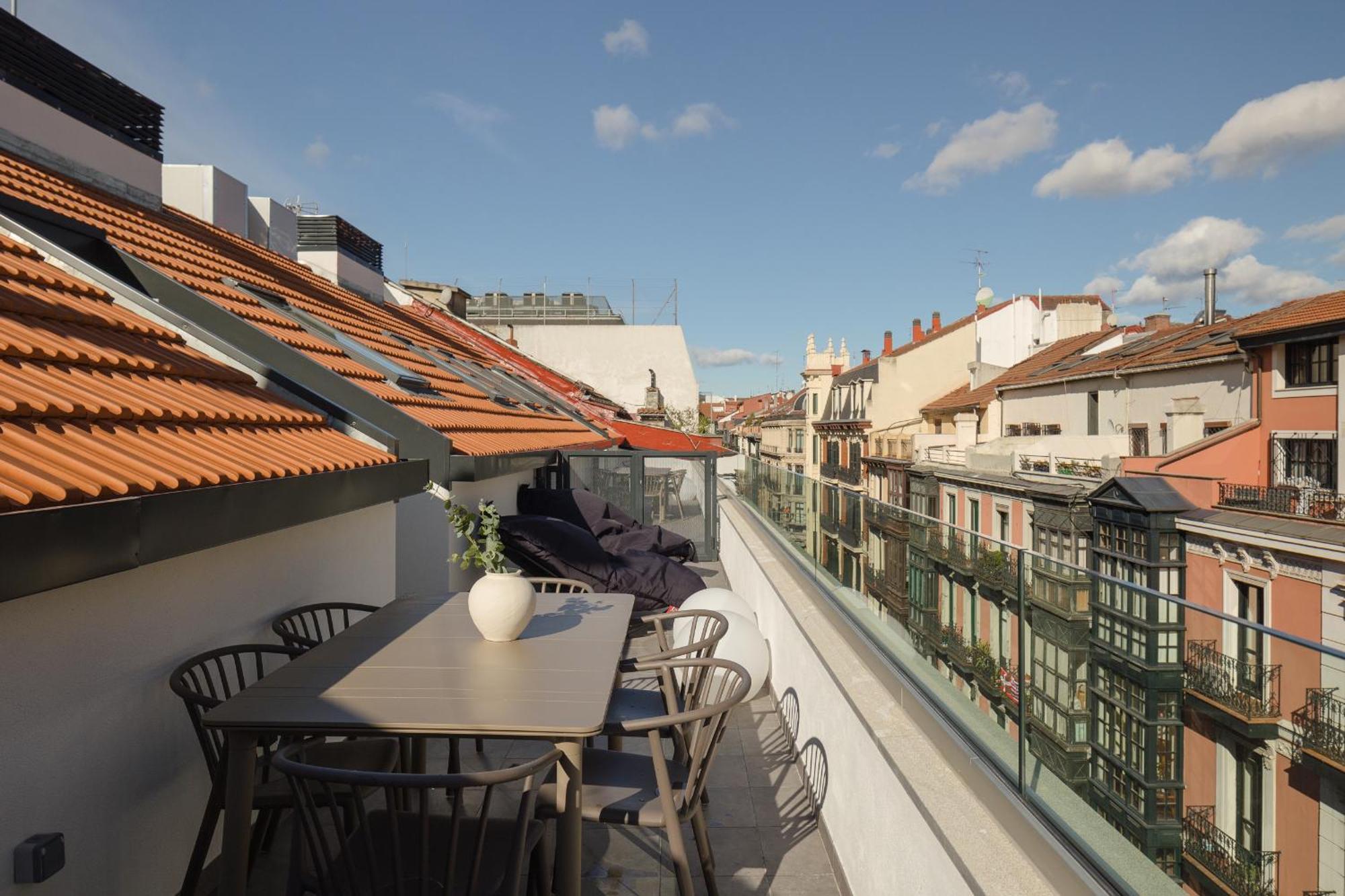 Libere Bilbao Ledesma Apartment Exterior foto